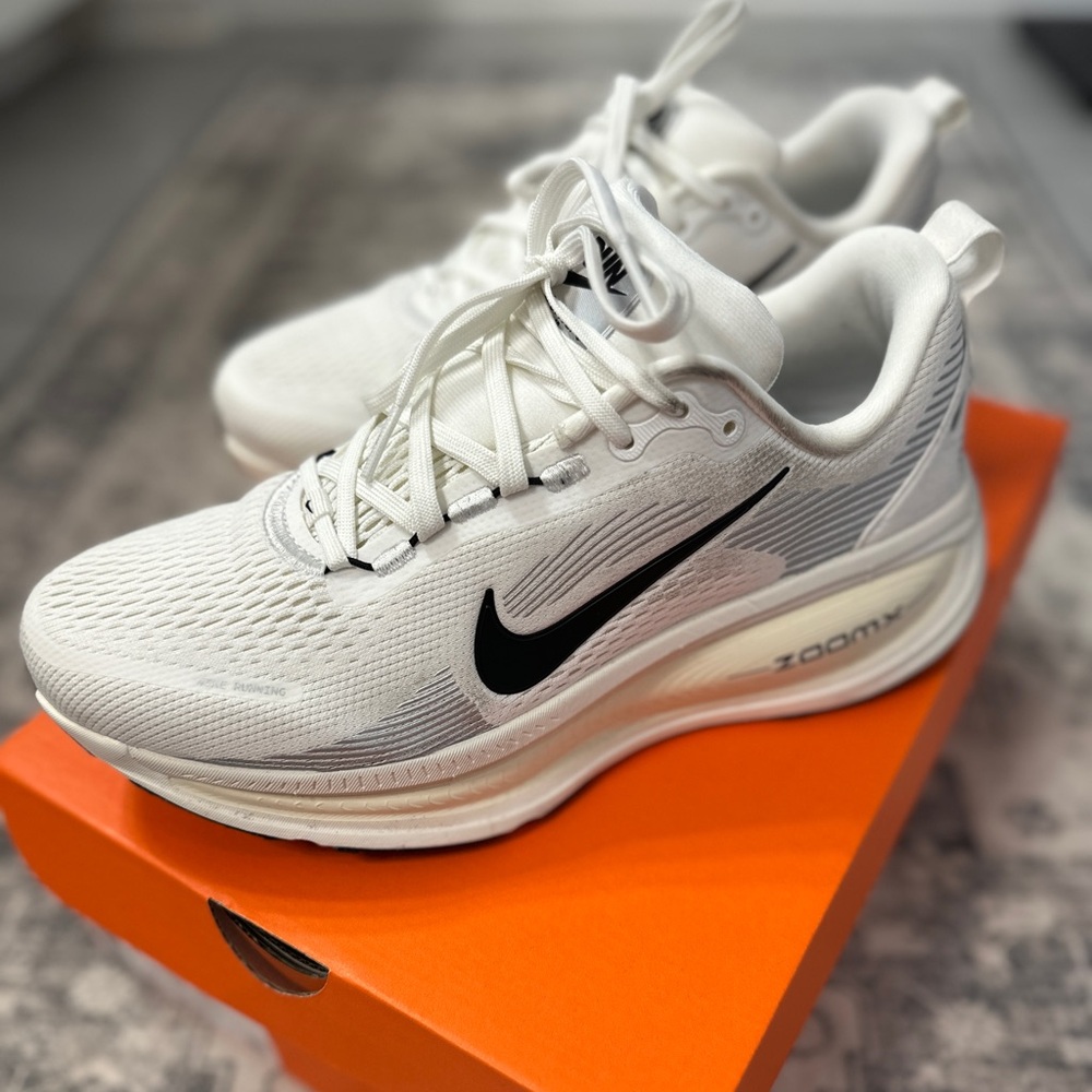 Nike Vomero 18